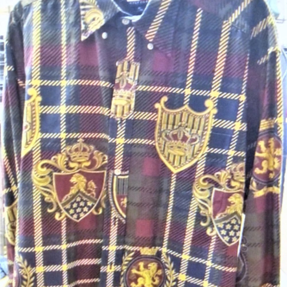 RARE Logo MEN'S Tommy Hilfiger SHIRT Size MEDIUM Lion Armor Crescent Shield